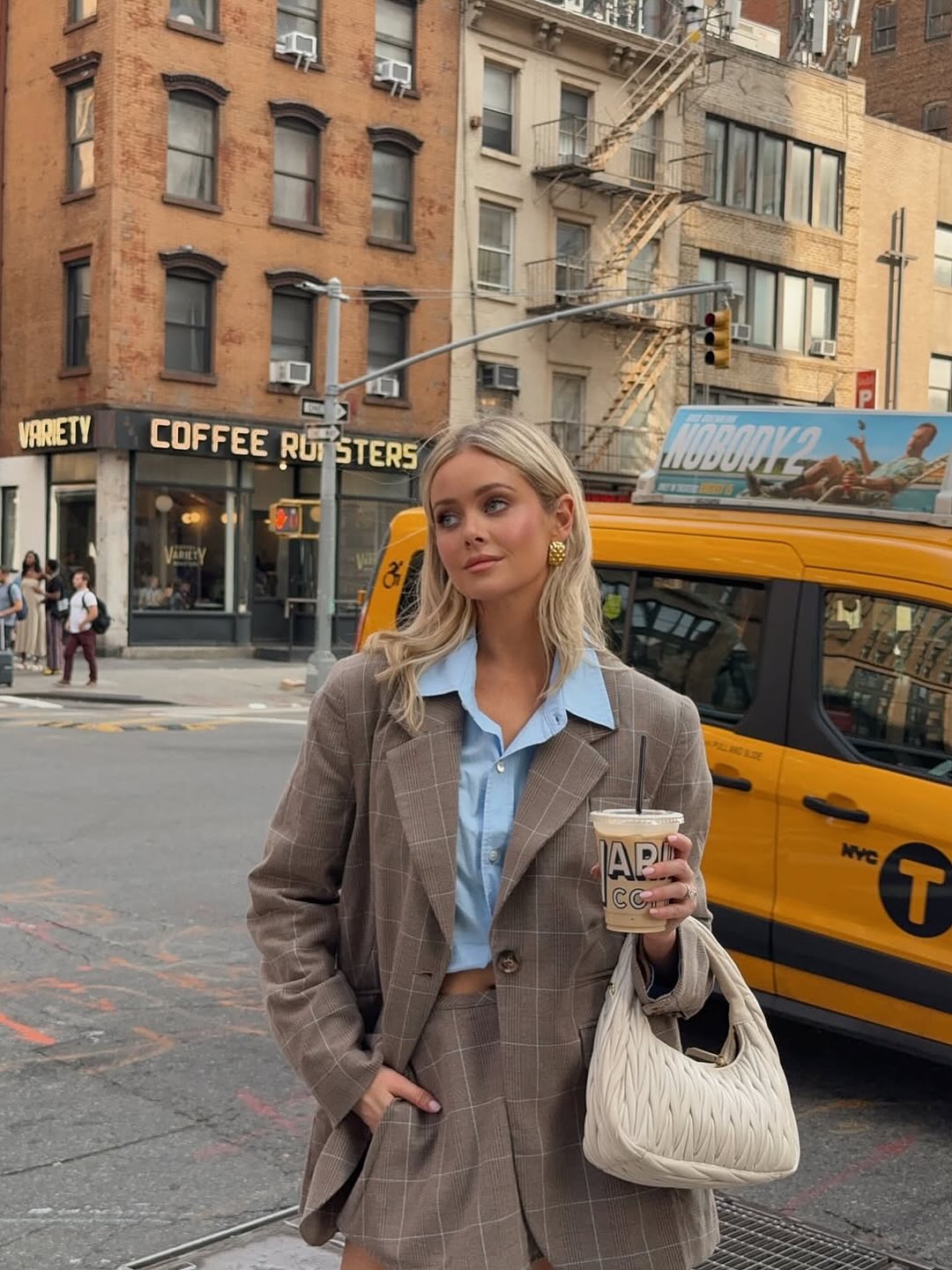 Hannah Godwin — The portrait edit